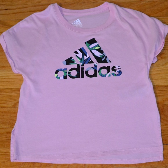 Youth girls Adidas shirts and shorts set, size S 7/8 - Picture 8 of 16